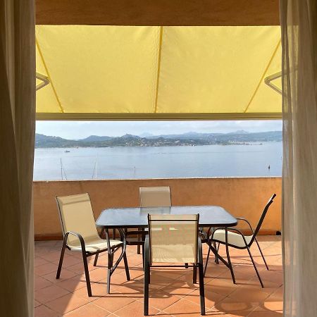 Appartamento Fronte Mare Residence Weber La Maddalena  Bagian luar foto