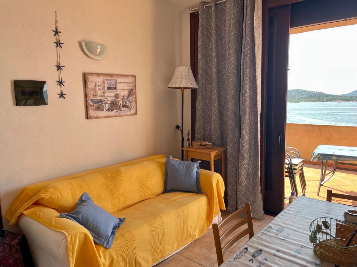 Appartamento Fronte Mare Residence Weber La Maddalena  Bagian luar foto